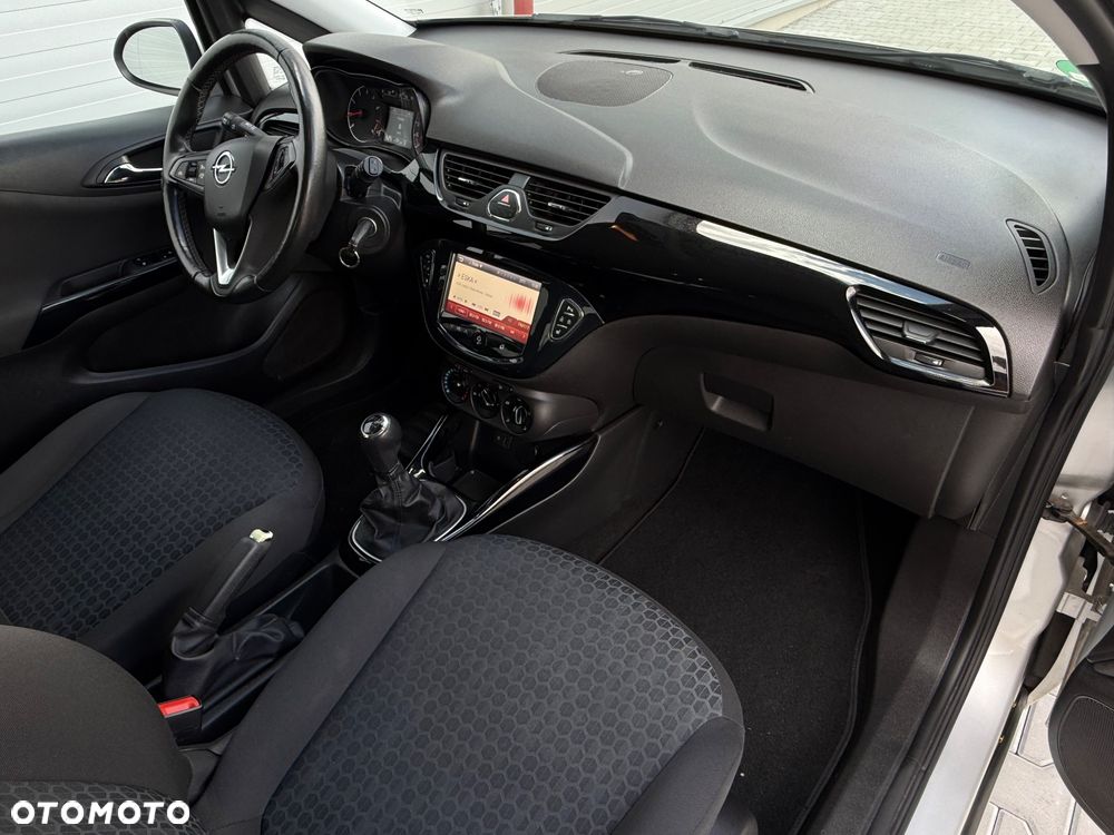 Opel Corsa 1.4 16V Cosmo - 20