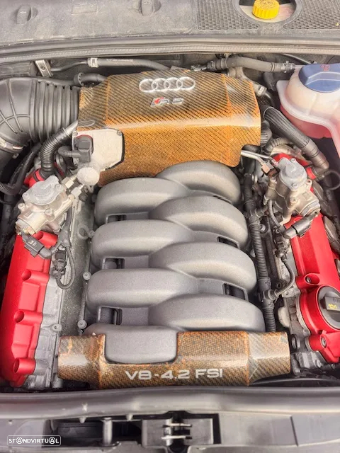 Audi RS4 Avant - 6