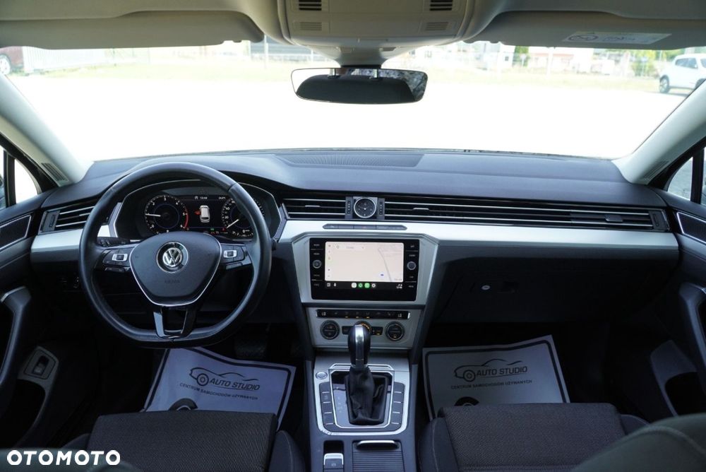 Volkswagen Passat - 5