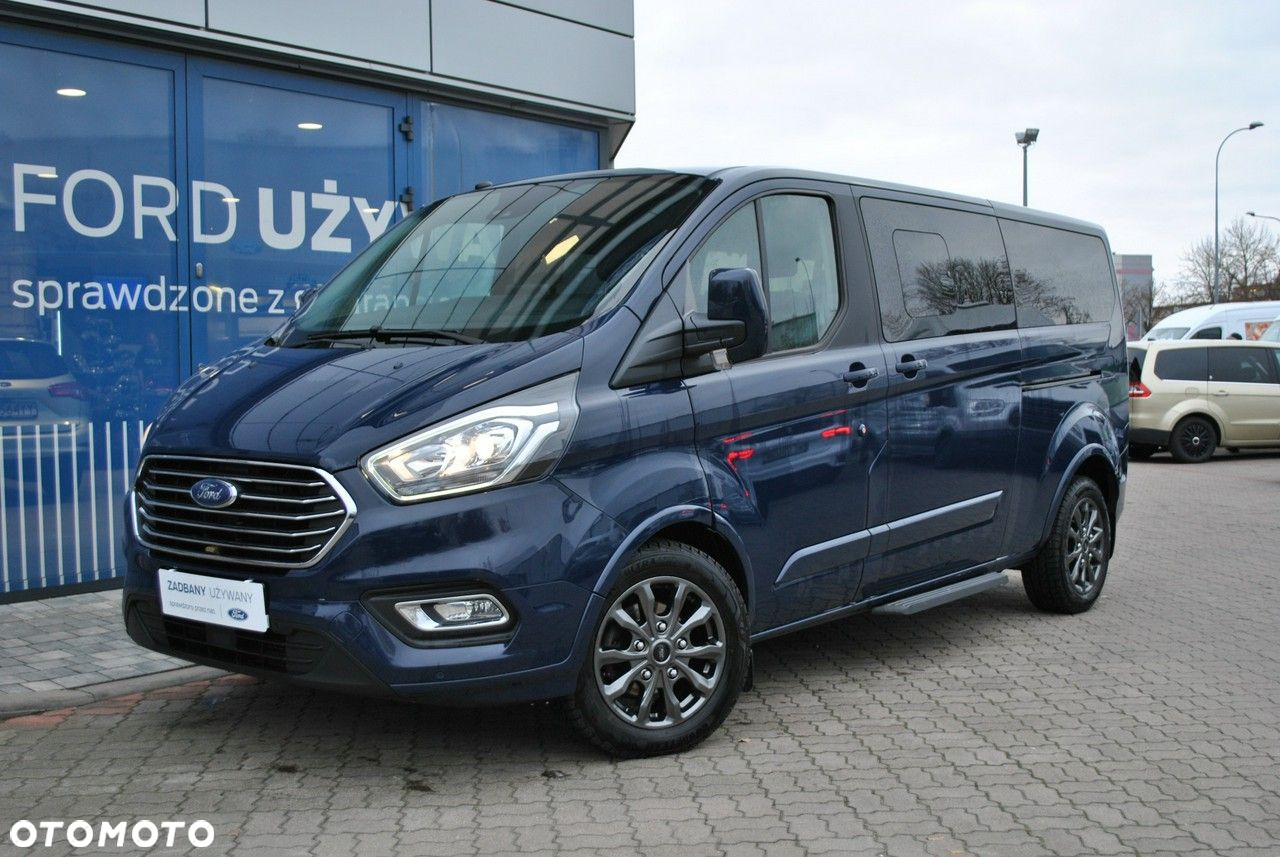 Ford Tourneo Custom - 2