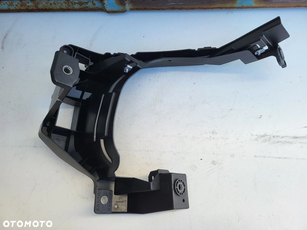 Okular mocowanie ślizg prawy lampy Citroen C3 Aircross  NOWY - 2