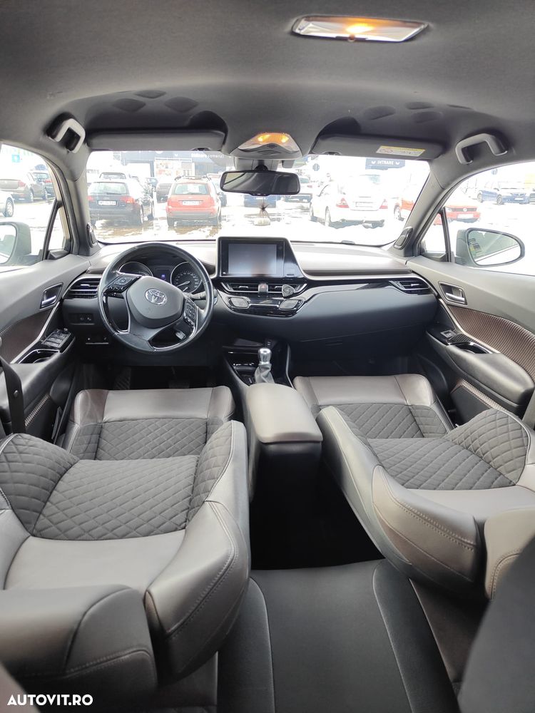 Toyota C-HR 1.8 HSD 4x2 CVT C-lassy - 9