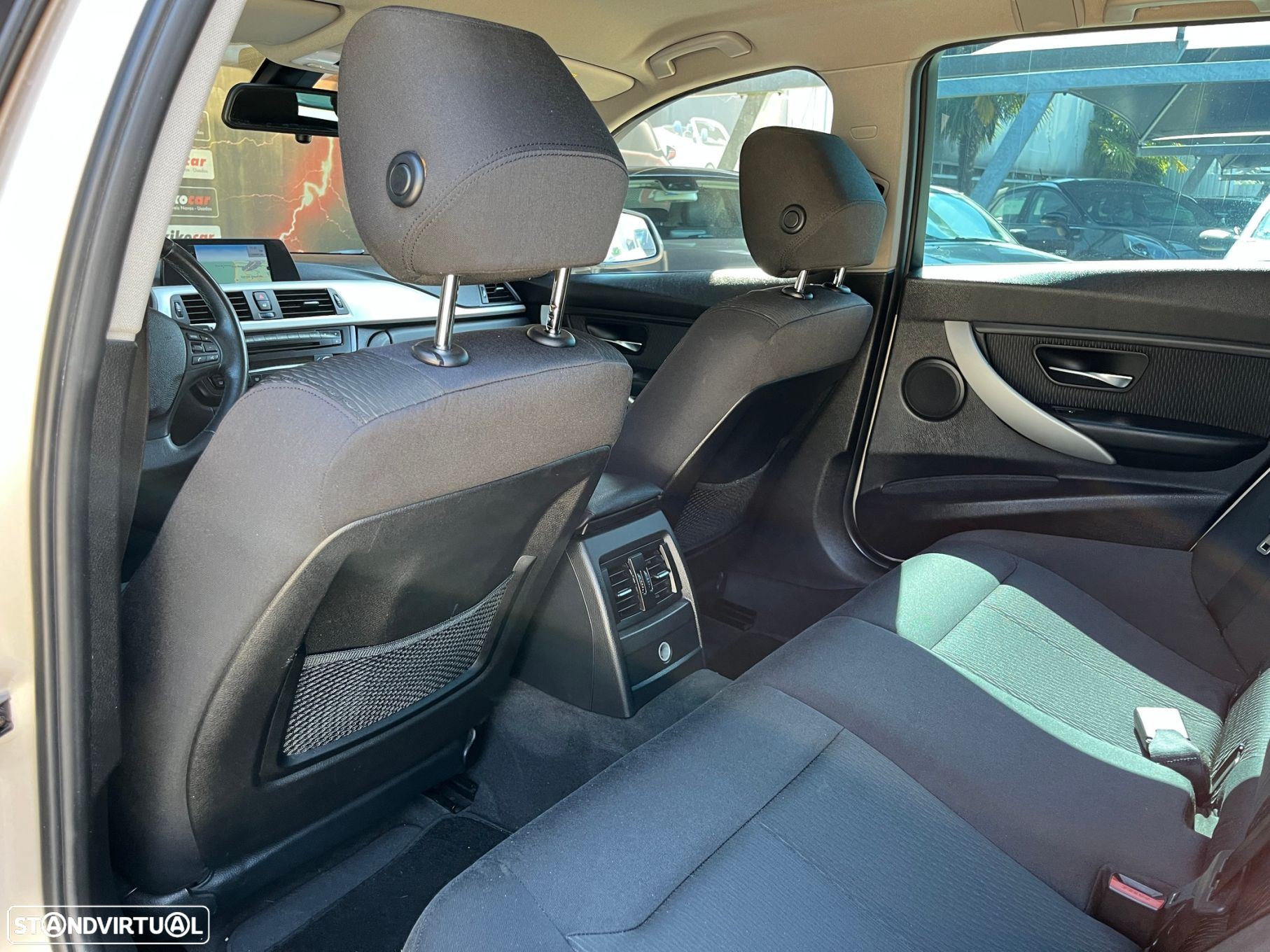 BMW 320 d Touring Auto - 18