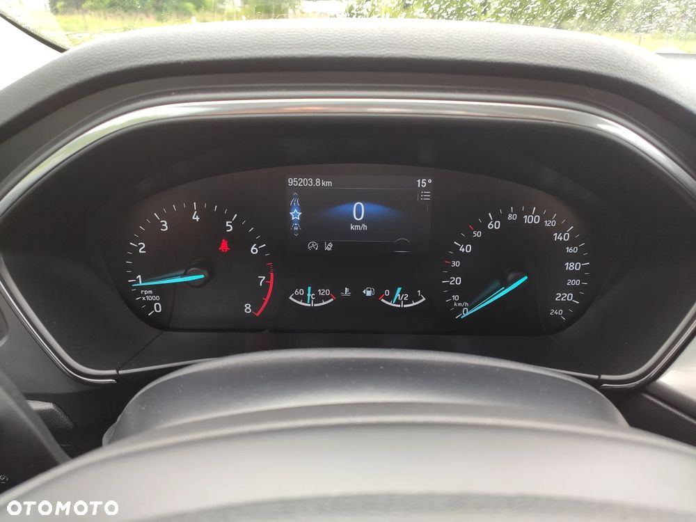 Ford Focus 1.0 EcoBoost mHEV Titanium - 25