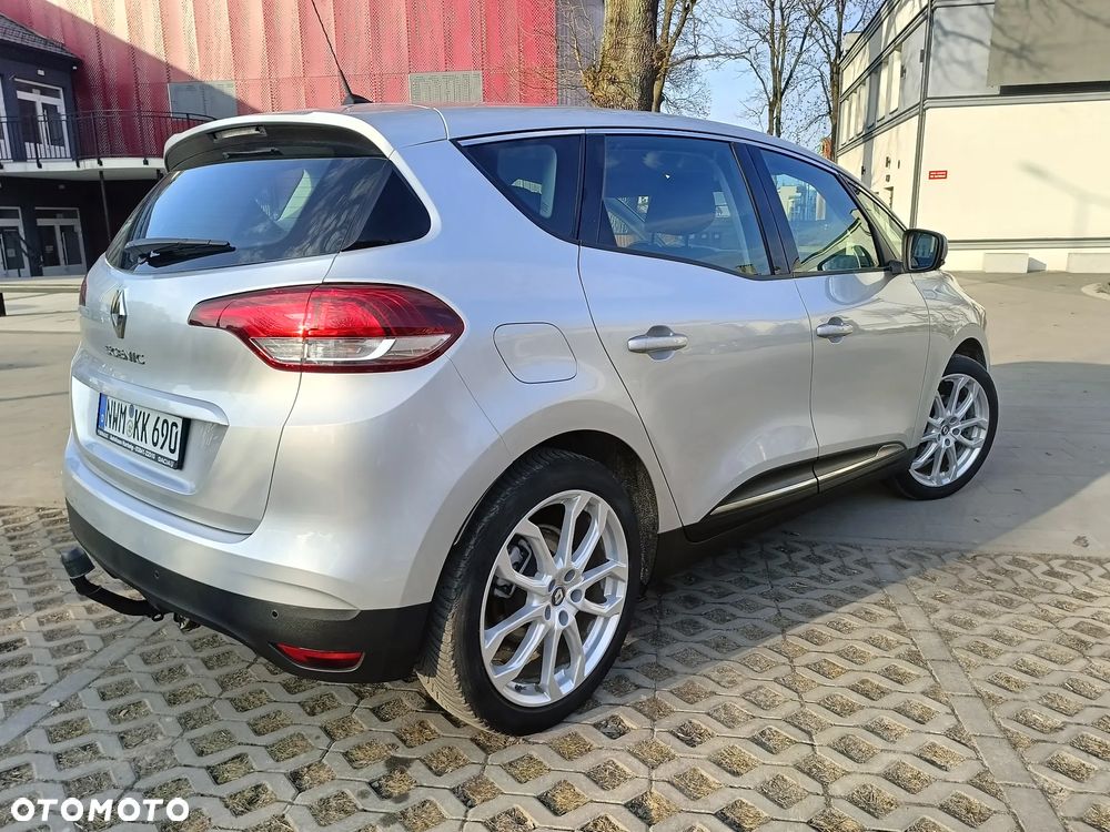 Renault Scenic ENERGY TCe 115 EXPERIENCE - 9