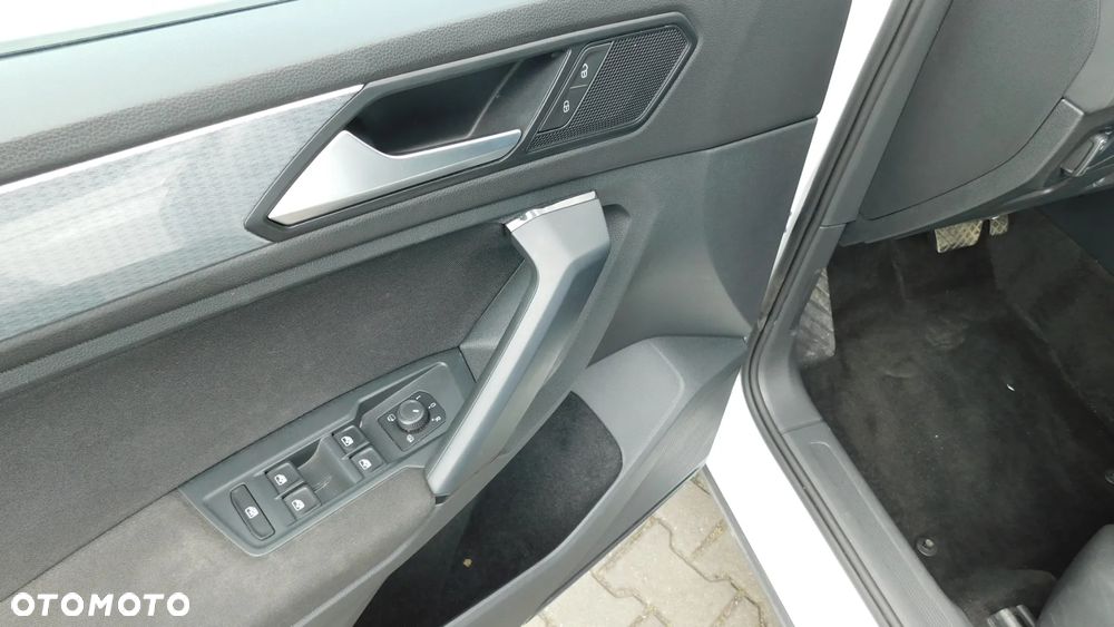 Volkswagen Tiguan 1.5 TSI EVO Elegance DSG - 21