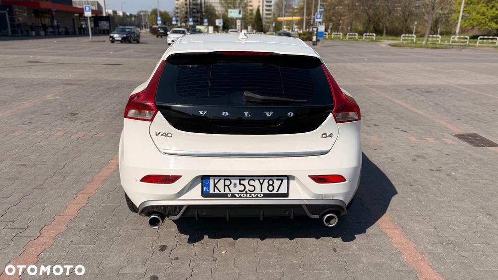 Volvo V40 D4 RDesign - 2