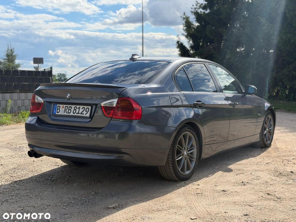 BMW Seria 3 320i Edition Lifestyle - 13