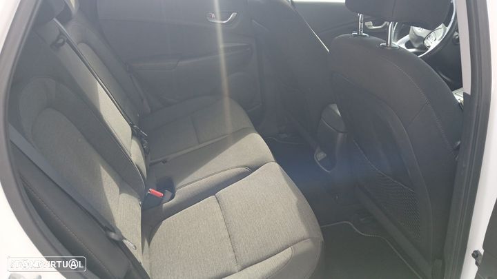 Hyundai Kauai 39 kWh Premium - 9