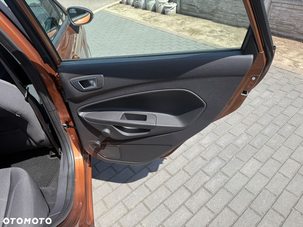 Ford Fiesta - 14
