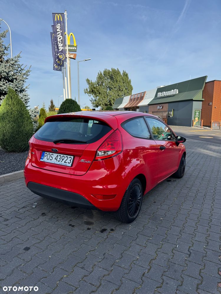 Ford Fiesta 1.4 TDCi Ambiente - 5