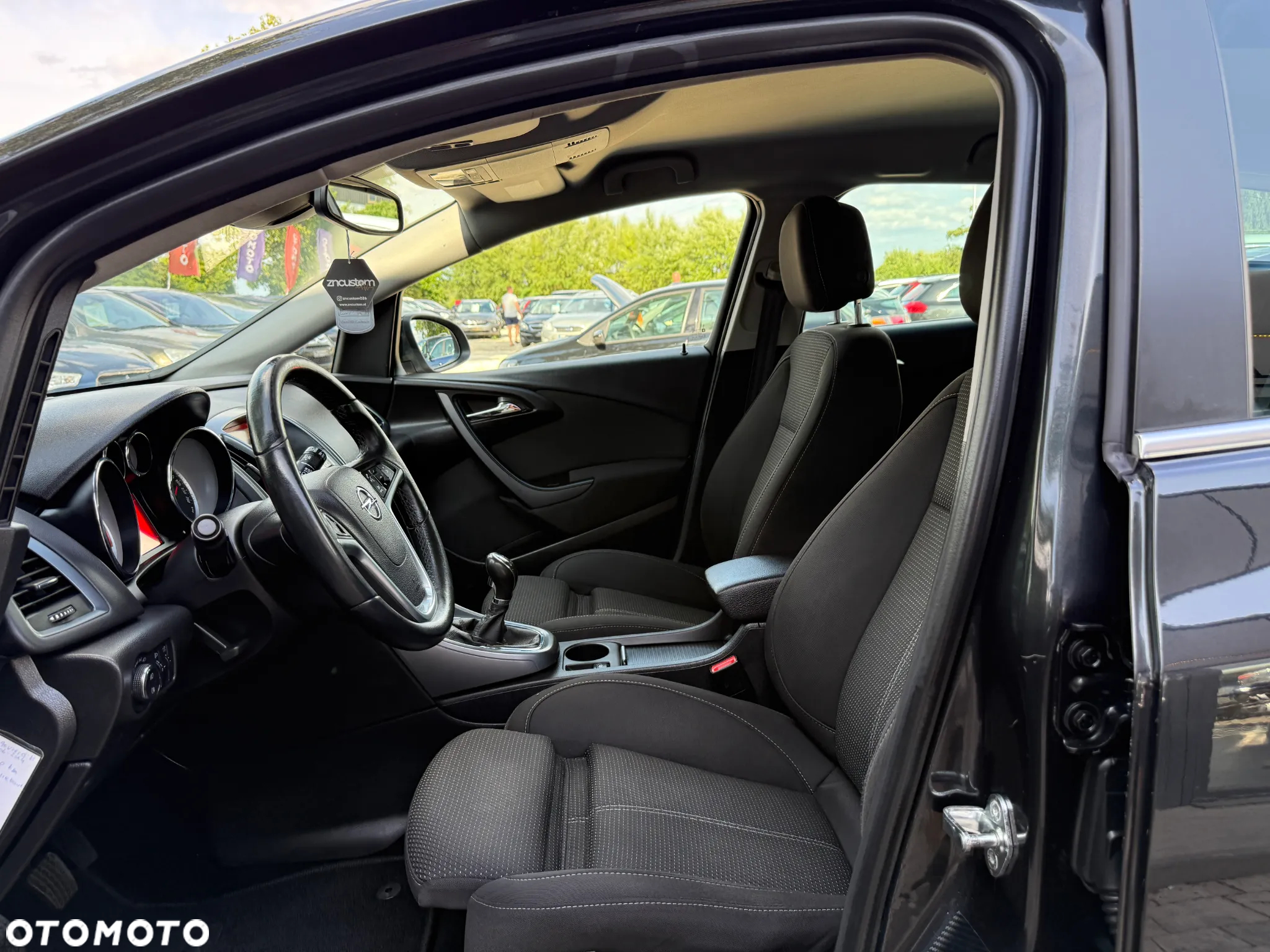Opel Astra IV 1.4 T Cosmo S&S - 28