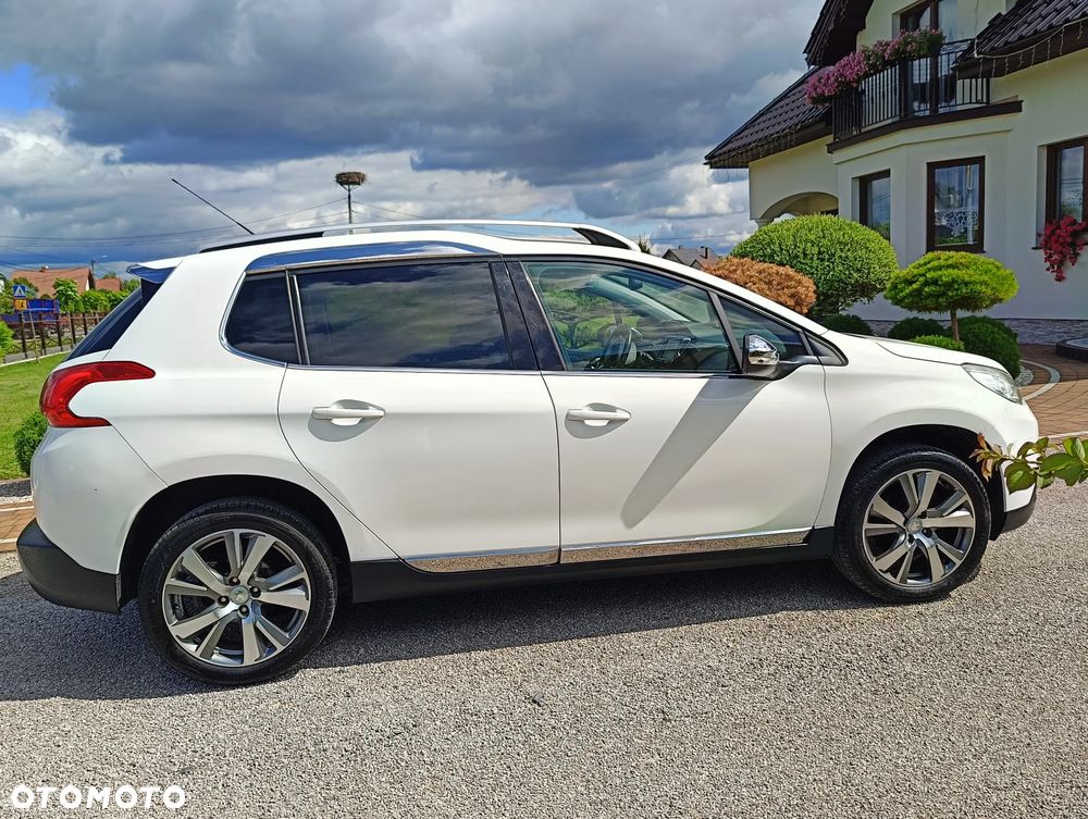 Peugeot 2008 1.6 BlueHDi Allure - 3