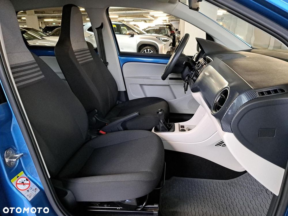 Volkswagen up! - 15