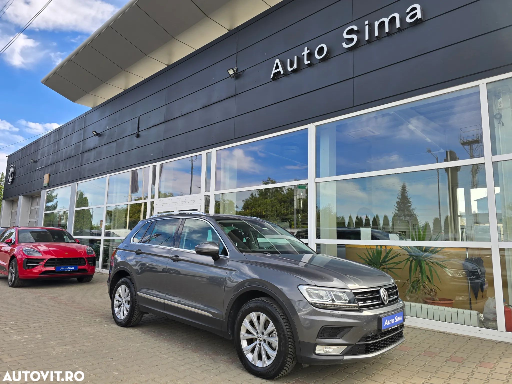 Volkswagen Tiguan 2.0 TDI DPF DSG 4Mot Comfortline - 1