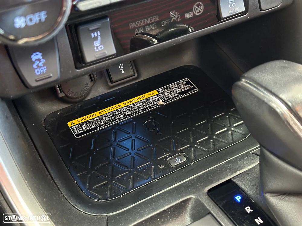 Toyota RAV4 2.5 HDF Square Collection AWD-i - 24