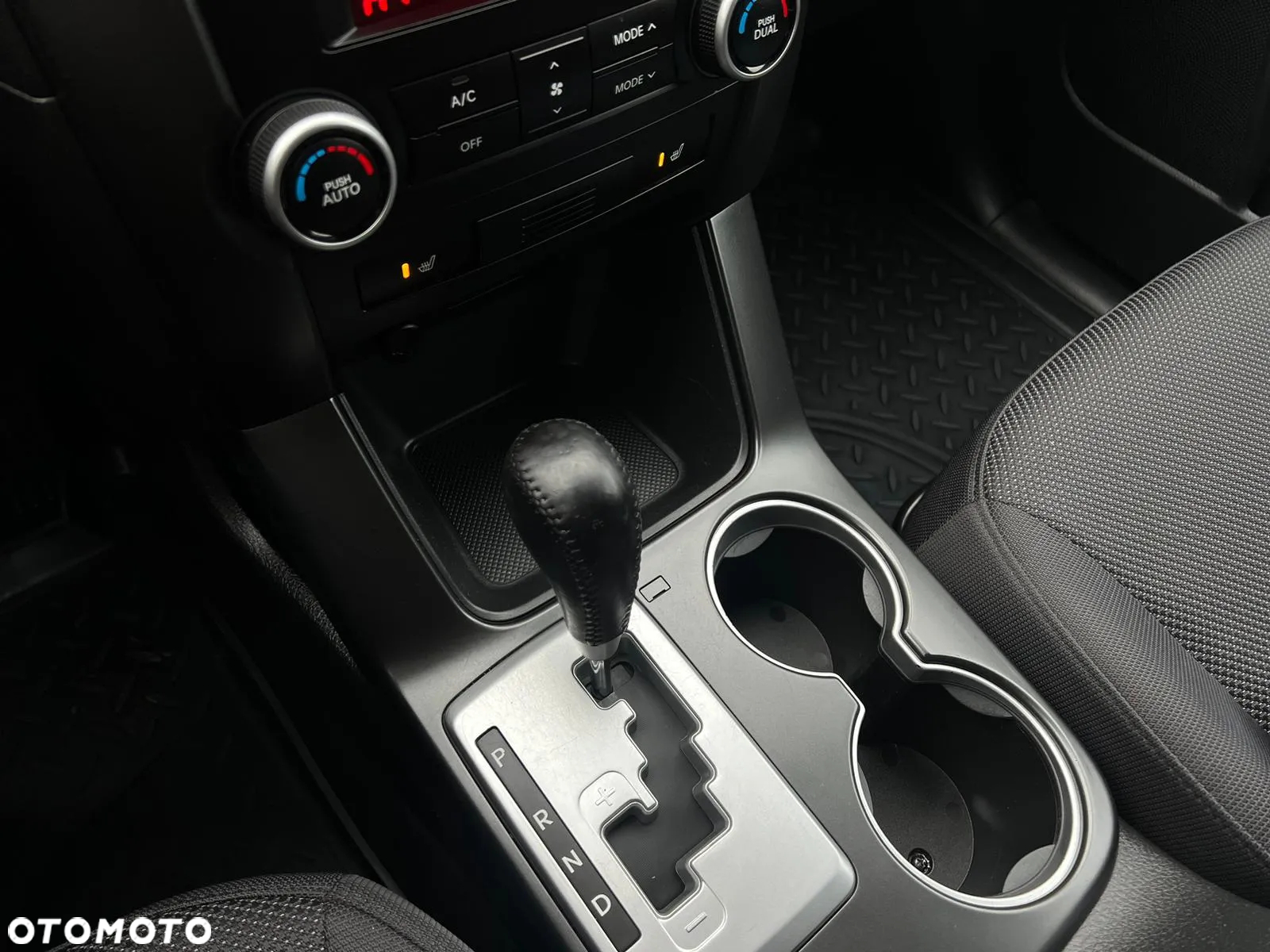 Kia Sorento 2.2 CRDi Voyage - 29