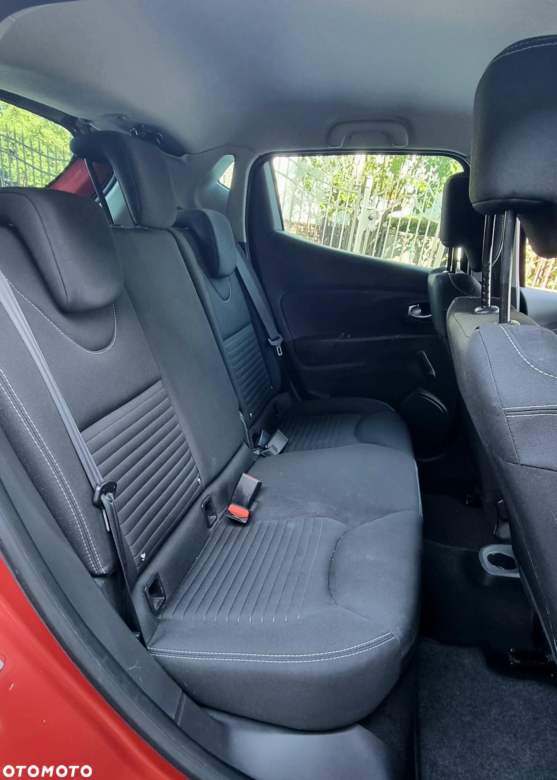 Renault Clio 1.2 16V Limited EU6 - 16
