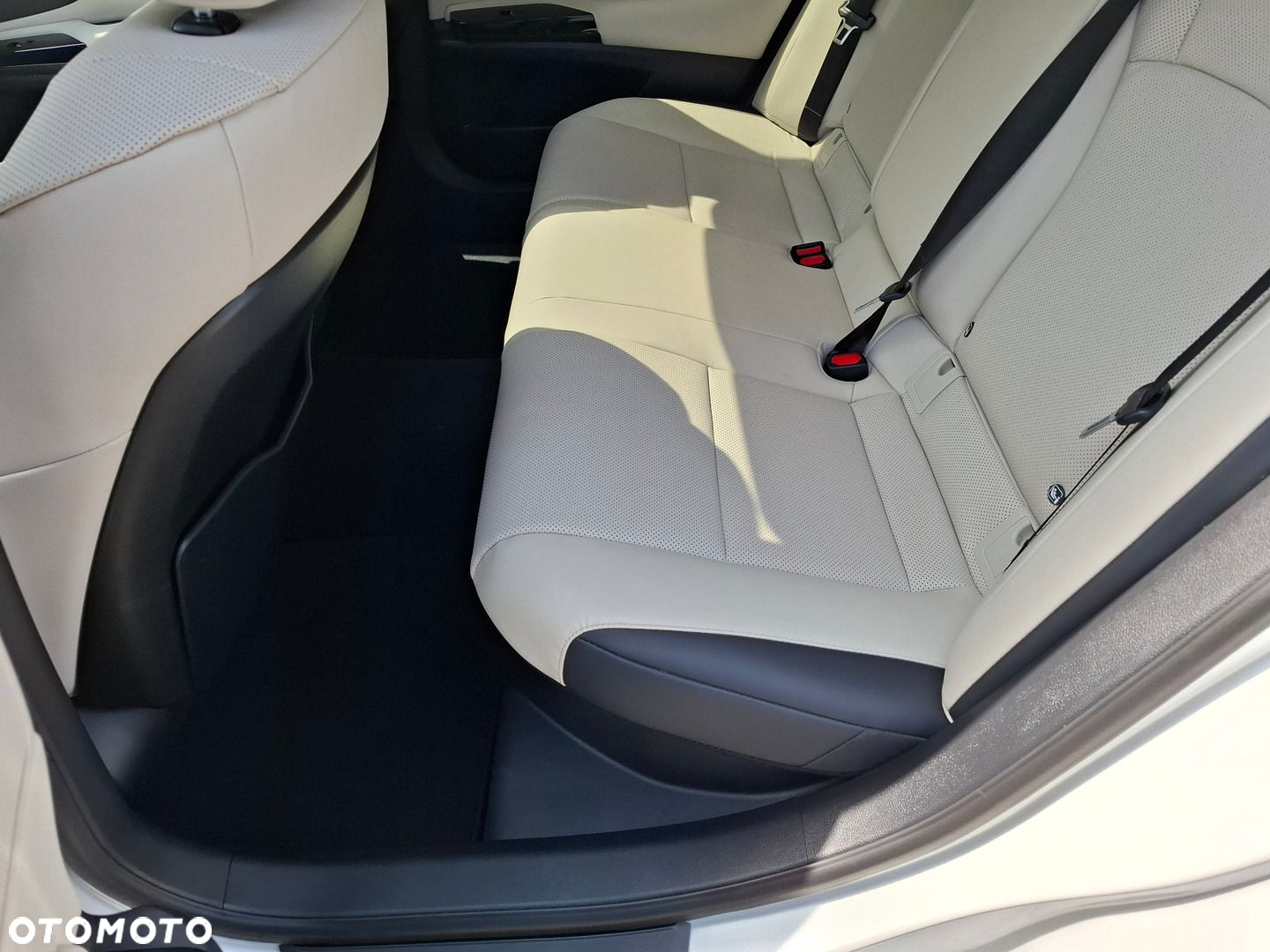 Lexus ES - 19