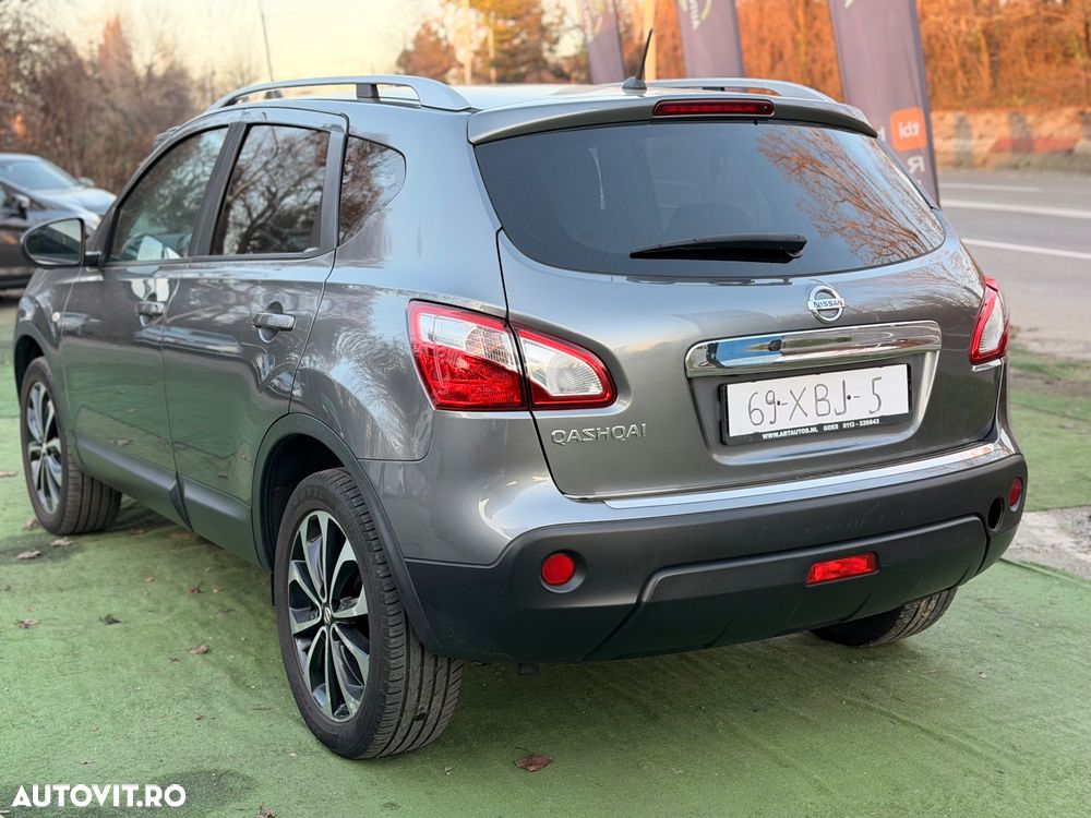 Nissan Qashqai - 10