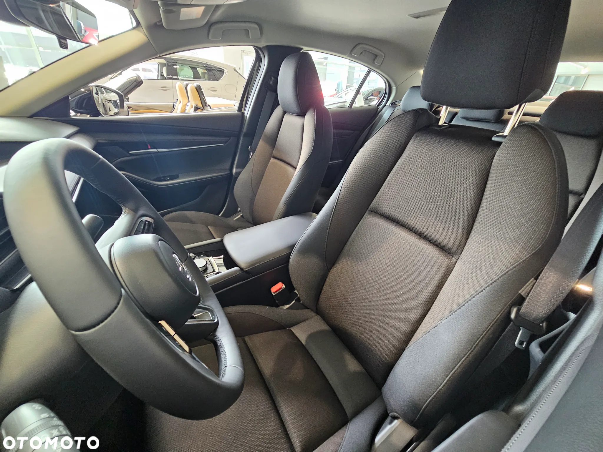 Mazda 3 - 5