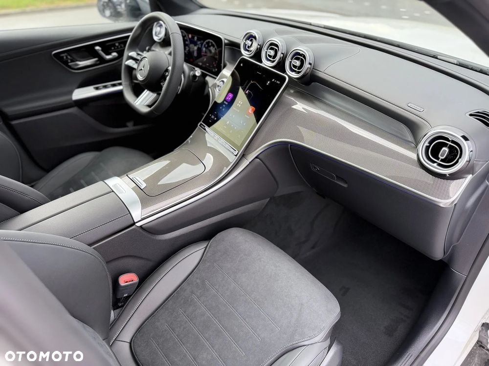 Mercedes-Benz GLC - 23