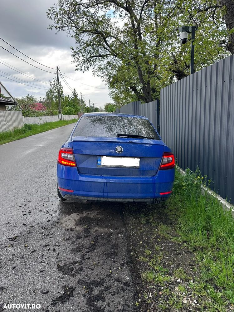 Skoda Octavia 1.5 TSI DSG Style - 2