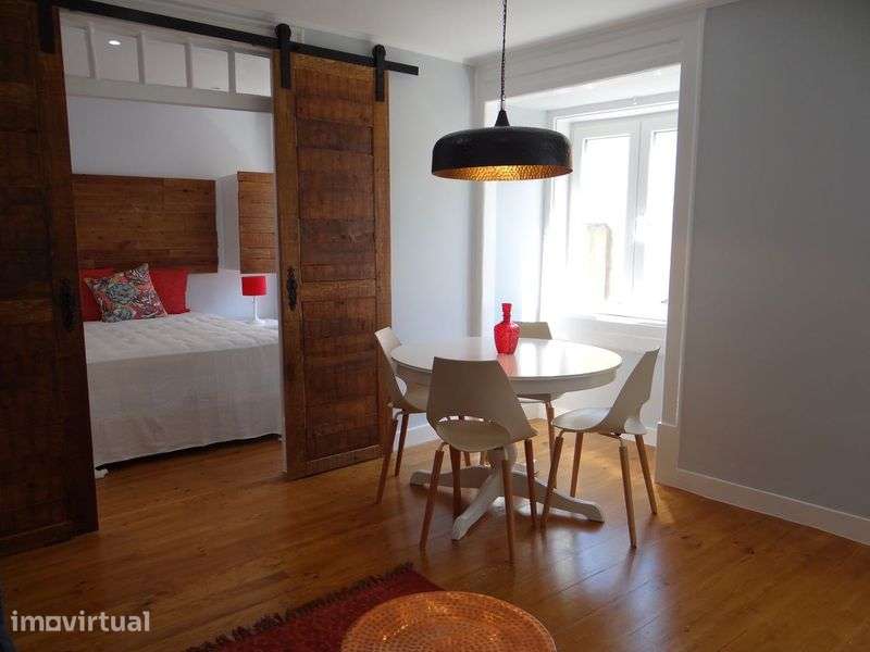 Apartamento T2 rua Afonso de Albuquerque Lisboa