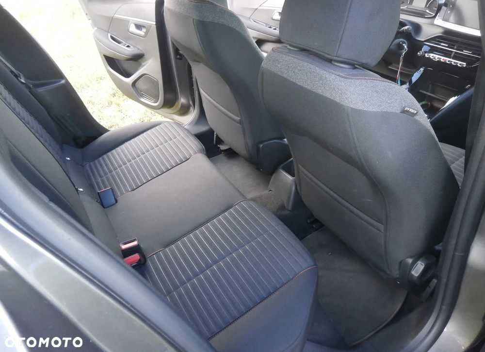 Peugeot 208 PureTech 75 Allure - 6