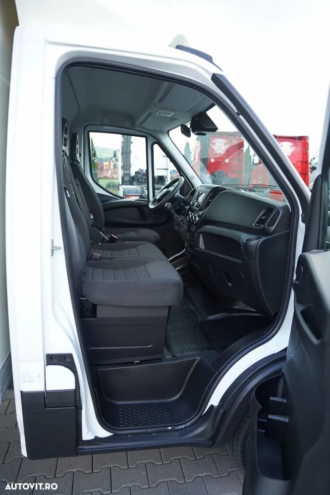Iveco DAILY 35-160 / CONTAINER - 4,3 M / ELEVATOR SORENSEN - 750 KG / 3 LOCURI / DOUĂ / IMPORTAT / - 32