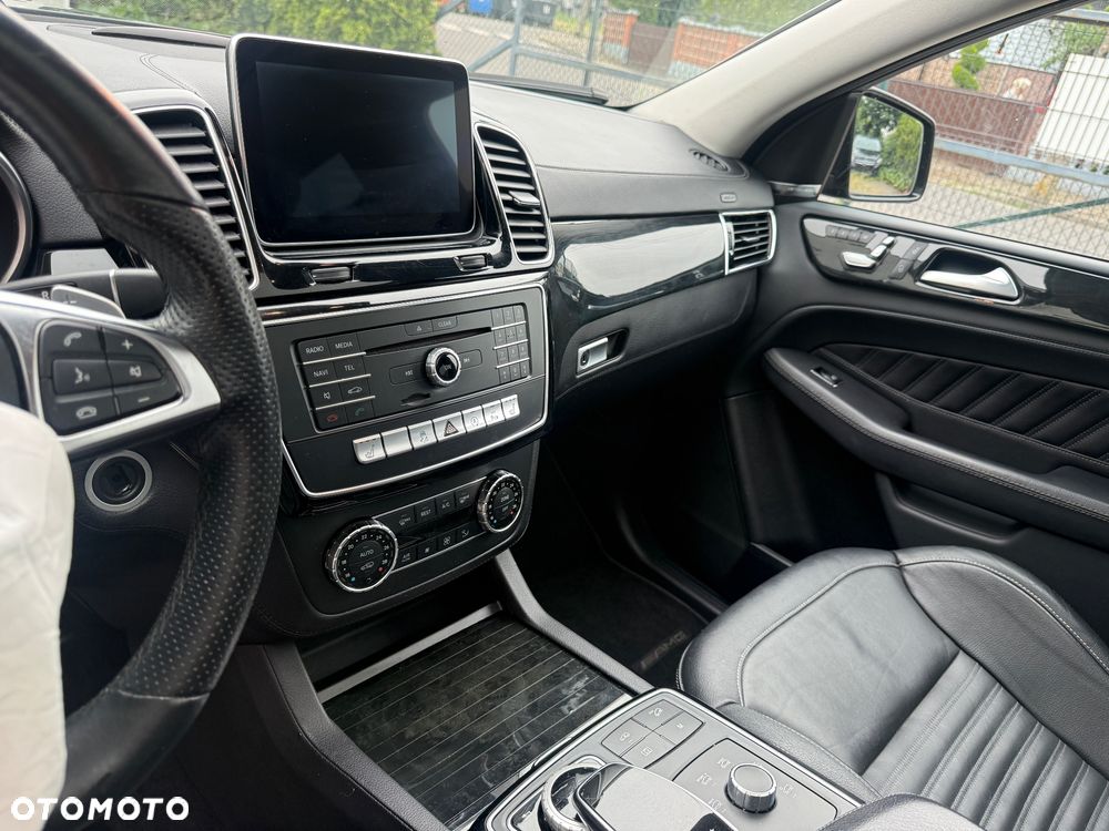 Mercedes-Benz GLE AMG 43 4M 9G-TRONIC AMG Line - 22