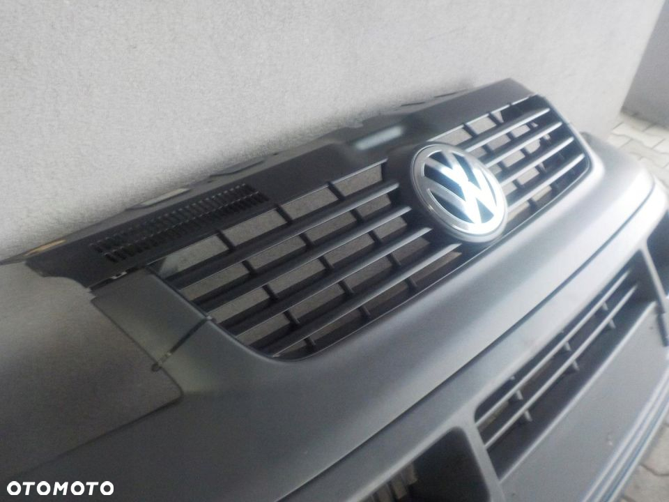 VW T5 03- ZDERZAK PRZÓD PRZEDNI - 4