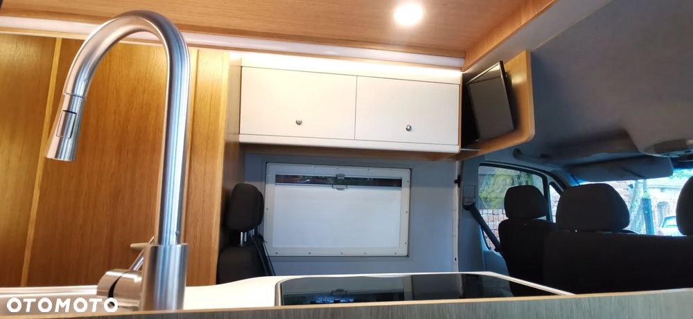 Mercedes-Benz Sprinter - 5