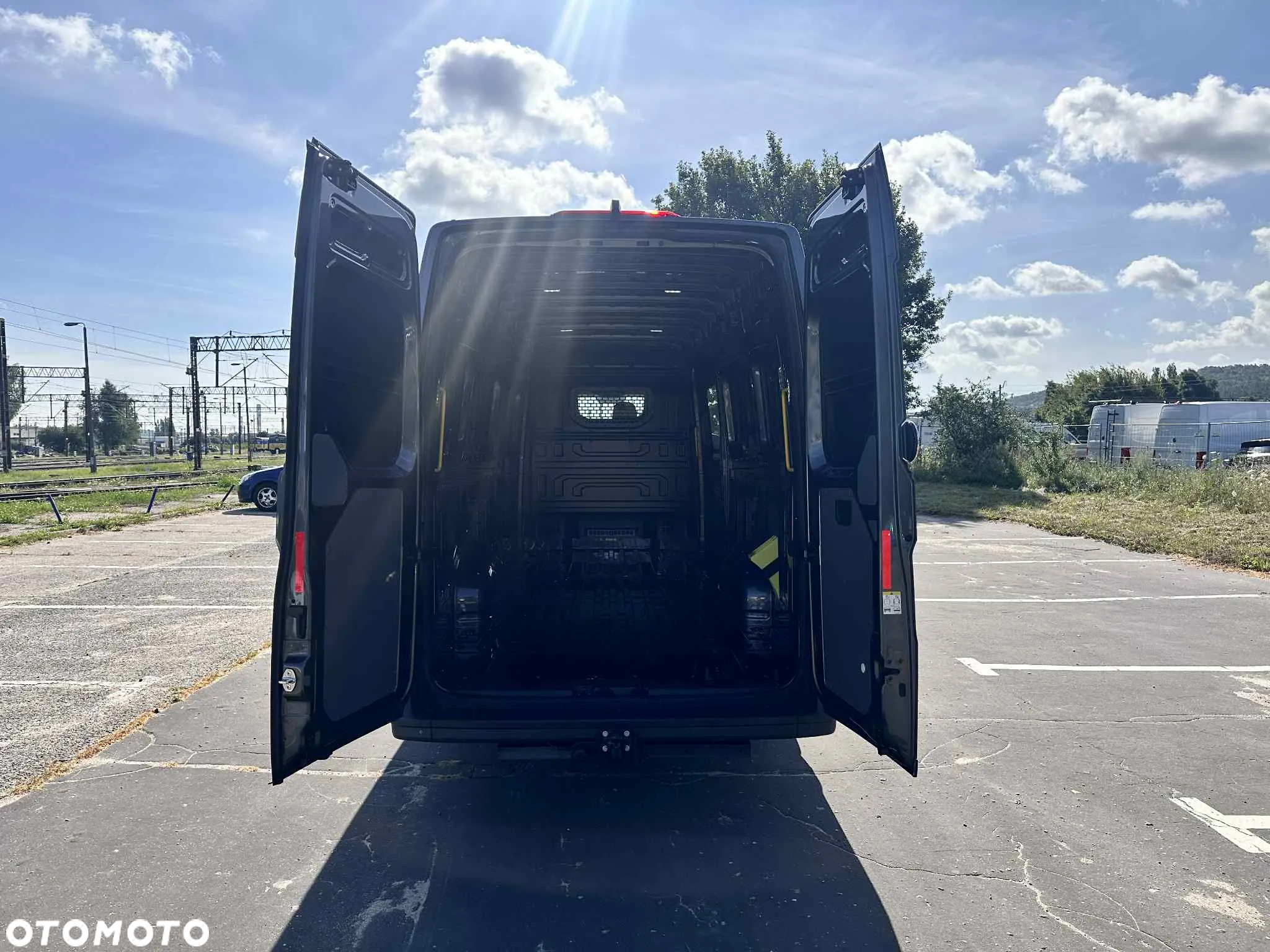 Volkswagen Crafter - 8