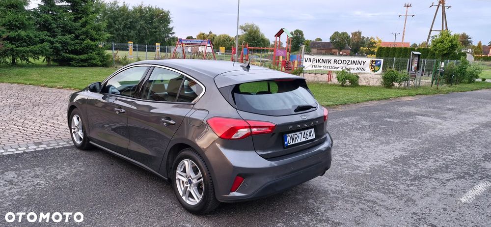 Ford Focus 1.0 EcoBoost Trend Edition Business - 16