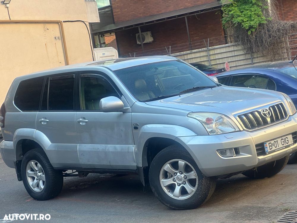 Toyota Land Cruiser 3.0 TD-4D Aut VX - 4