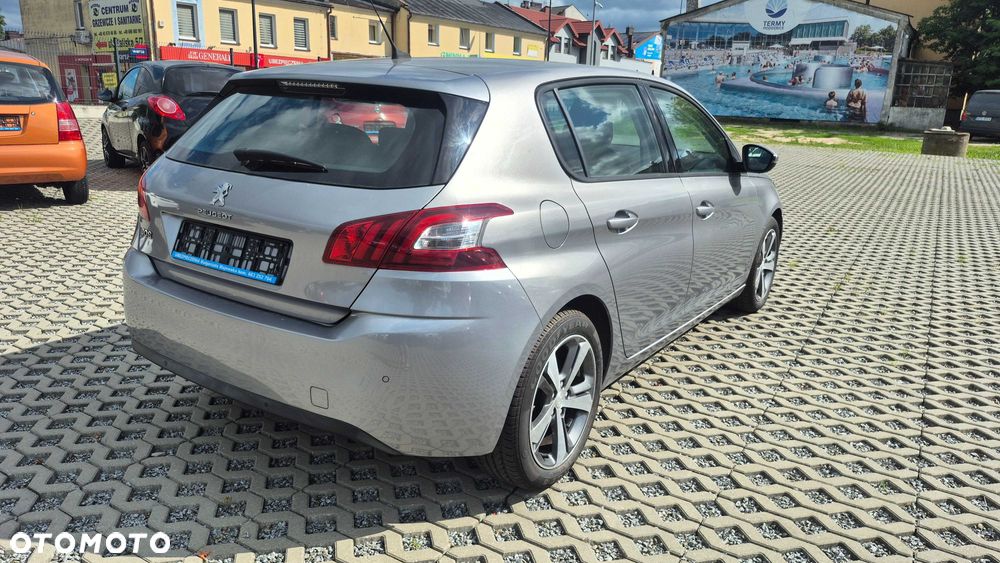 Peugeot 308 - 3