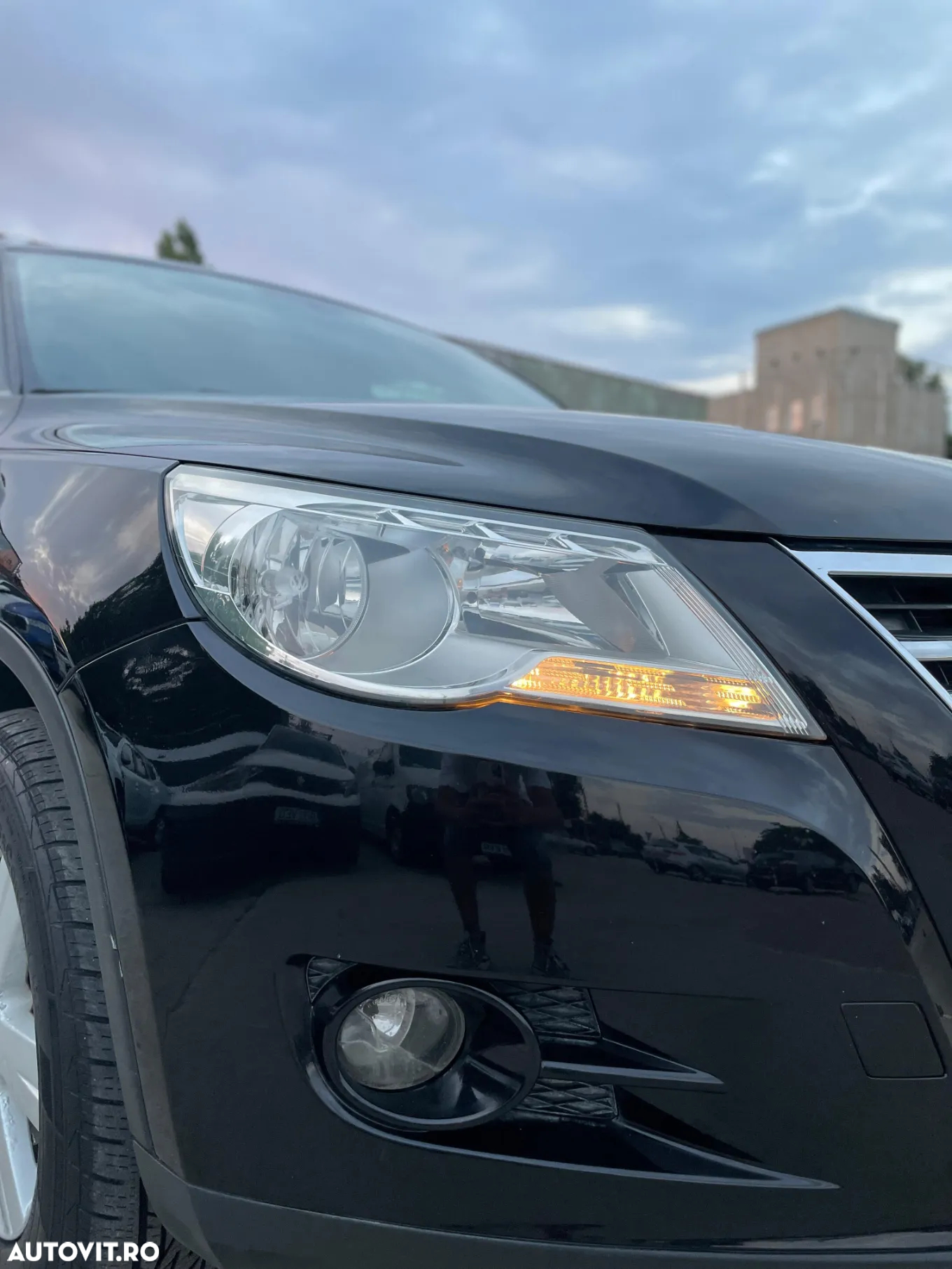 Volkswagen Tiguan - 8