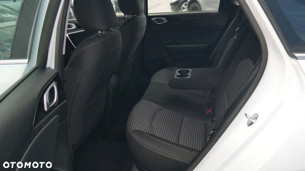 Kia Ceed - 18