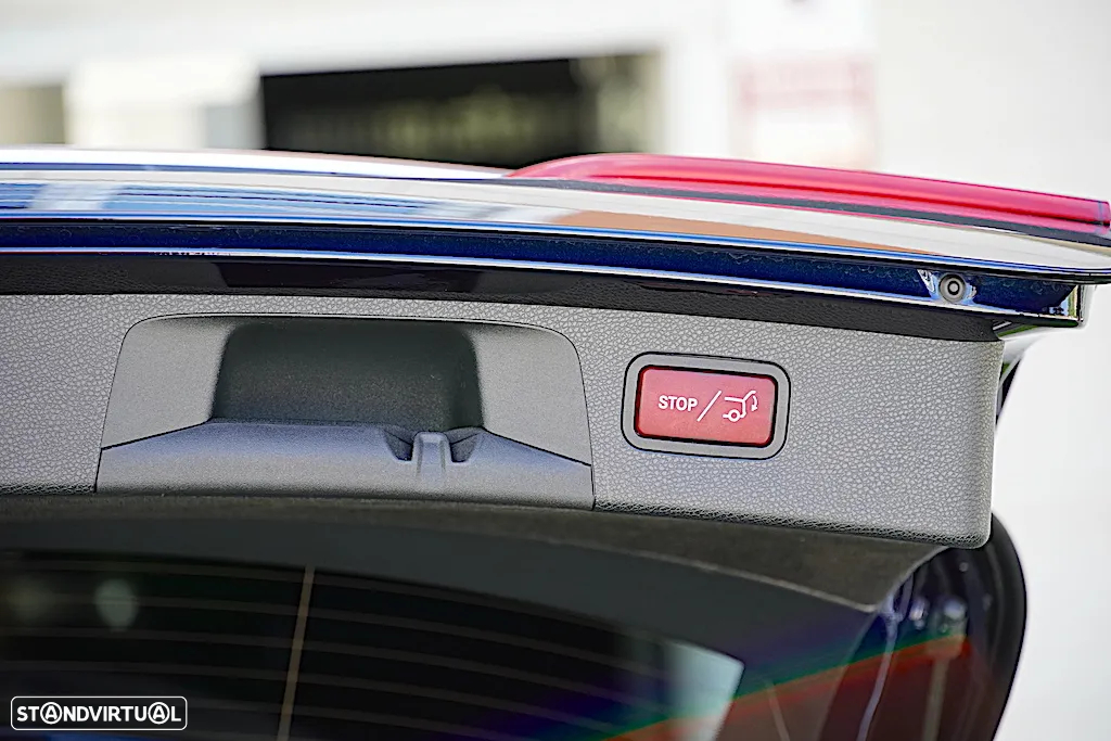 Mercedes-Benz E 300 de AMG Line - 13