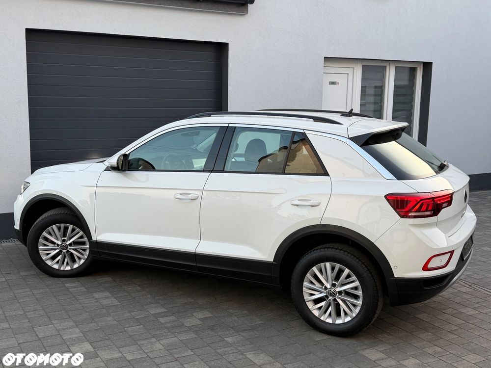 Volkswagen T-Roc - 23