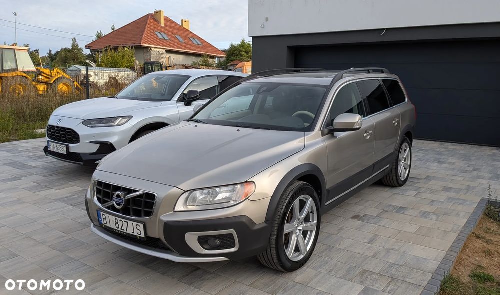 Volvo XC 70 - 4