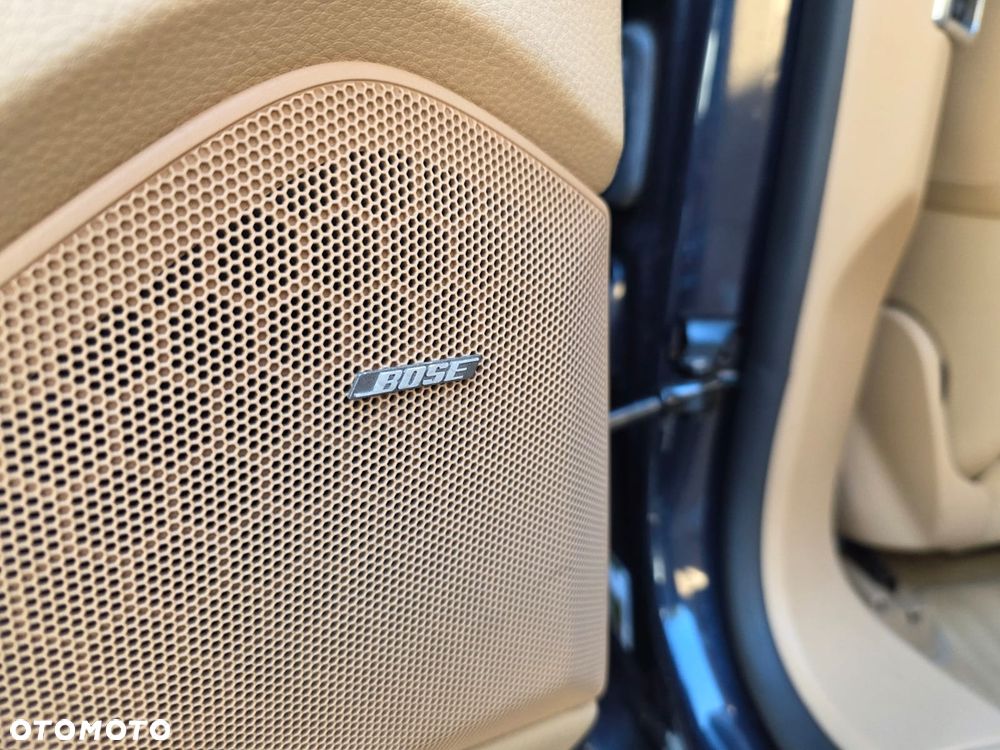Porsche Panamera 4 PDK Platinum Edition - 29