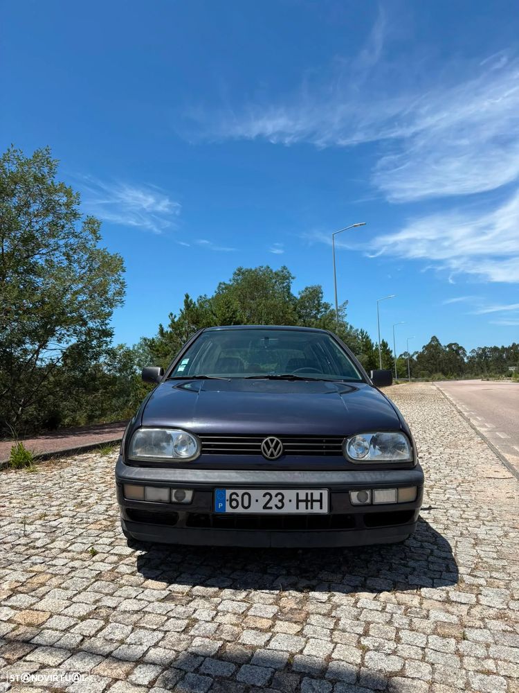 VW Golf 1.6 GT - 4