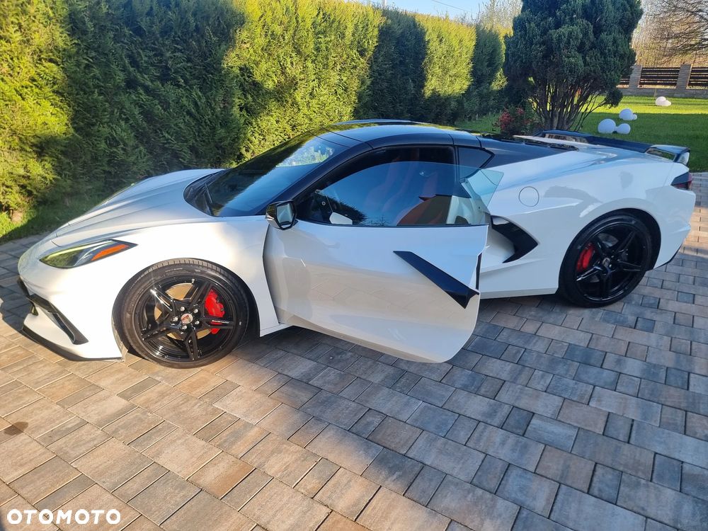 Chevrolet Corvette - 10