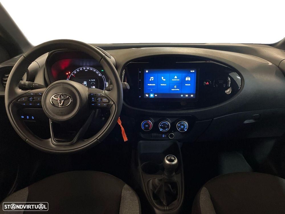 Toyota Aygo X - 8