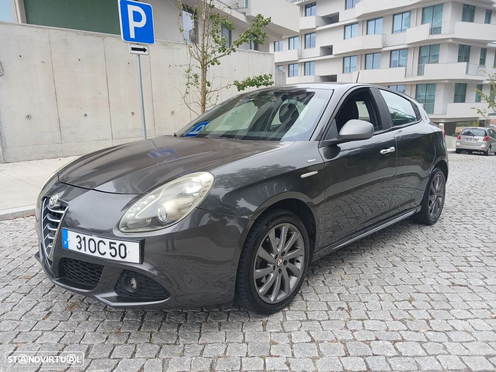 Alfa Romeo Giulietta 1.6 JTDM Veloce - 3