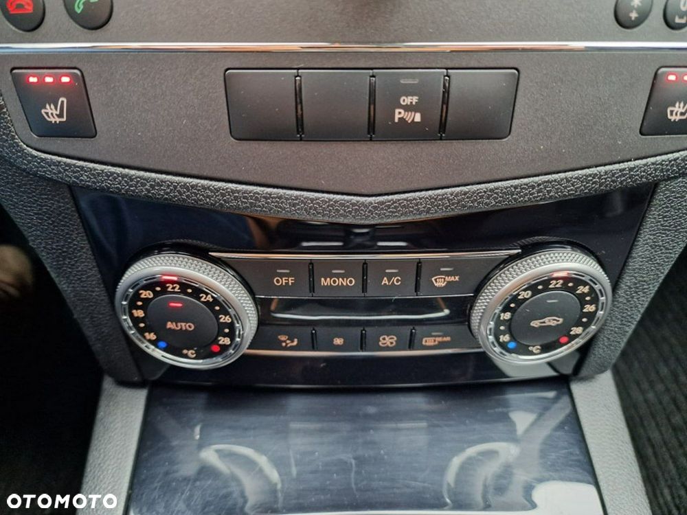 Mercedes-Benz Klasa C - 23