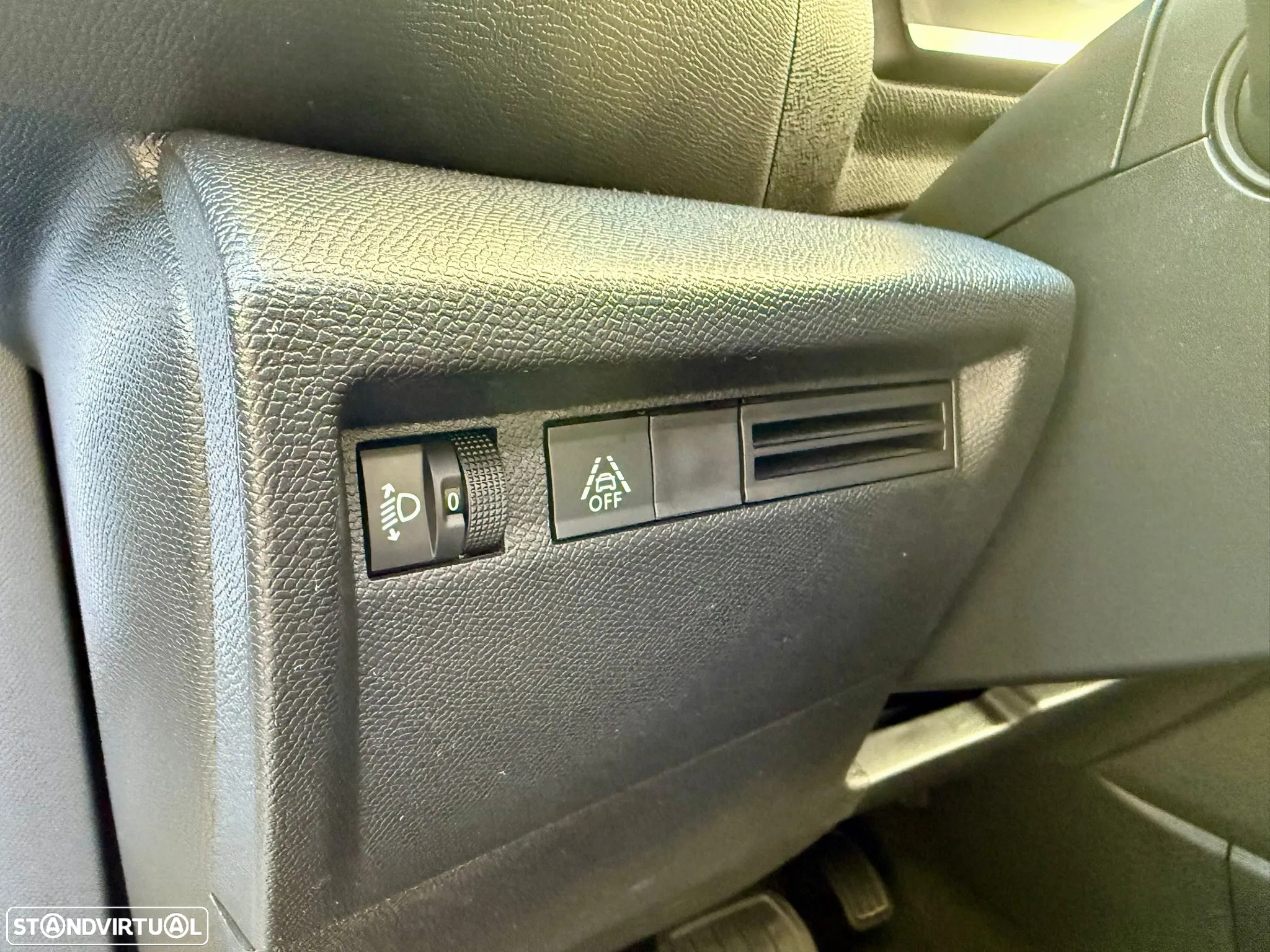 Citroën e-C4 50 kWh Feel Pack - 28