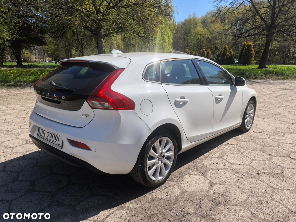 Volvo V40 D2 - 8
